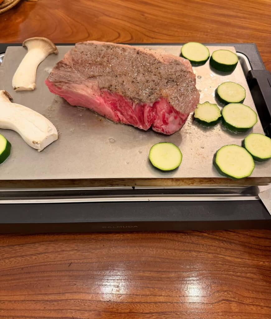 「半分にスライスしてステーキにしました」