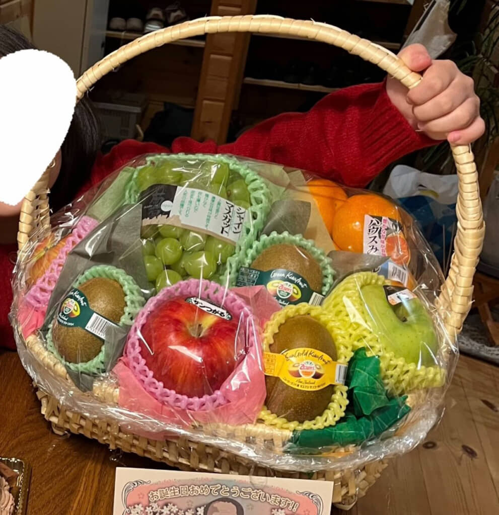誕生日プレゼントにフルーツ詰め合わせをリクエスト