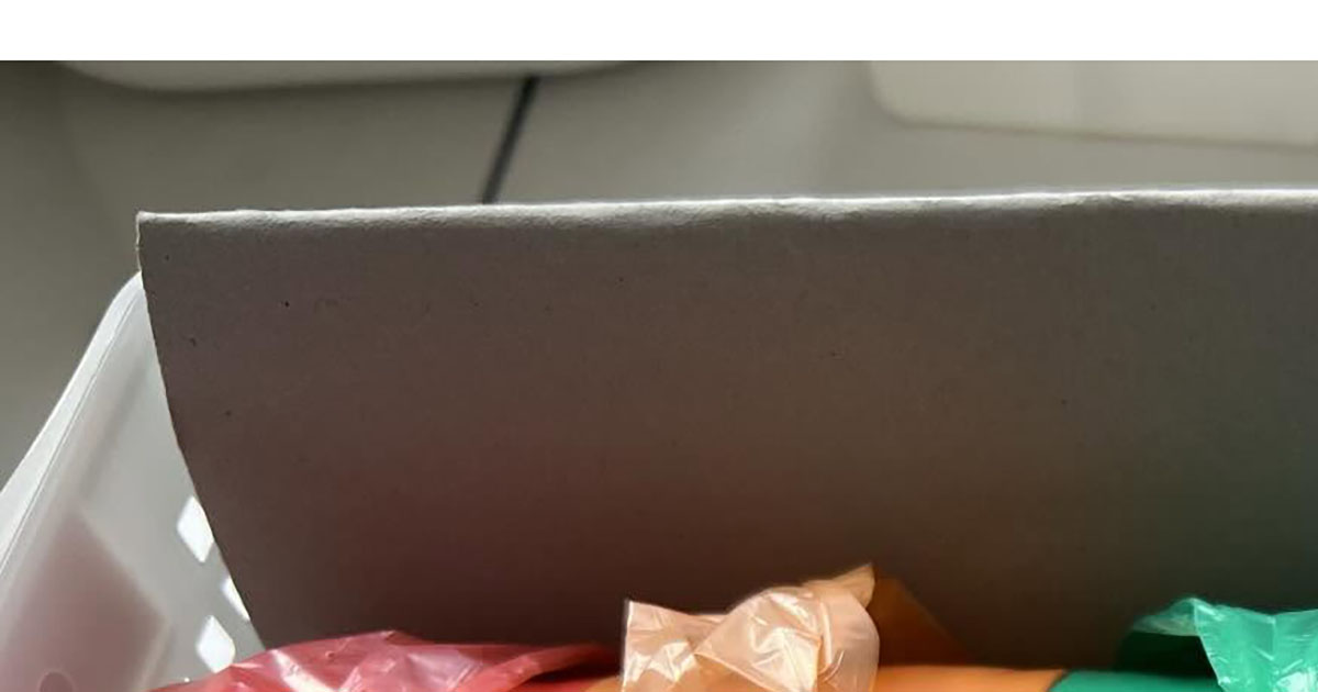 「我ながらナイスアイデア」2児ママが“工作コーナー”に作ったものが秀逸　見た目すっきりで「天才」「まねします」（1/3） | ライフハック ねとらぼ