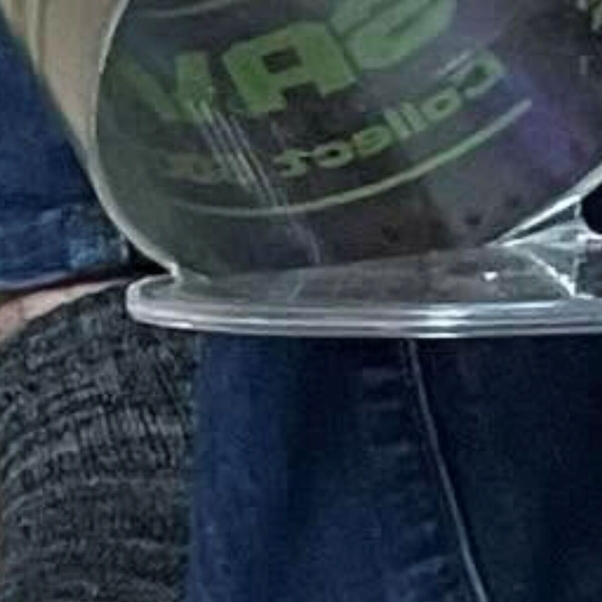 頑張って貯めた“貯金箱”が開かない！→こじ開けたら……　まさかの事態に「えらいこっちゃ」「眩しすぎますね」 | おかね ねとらぼ