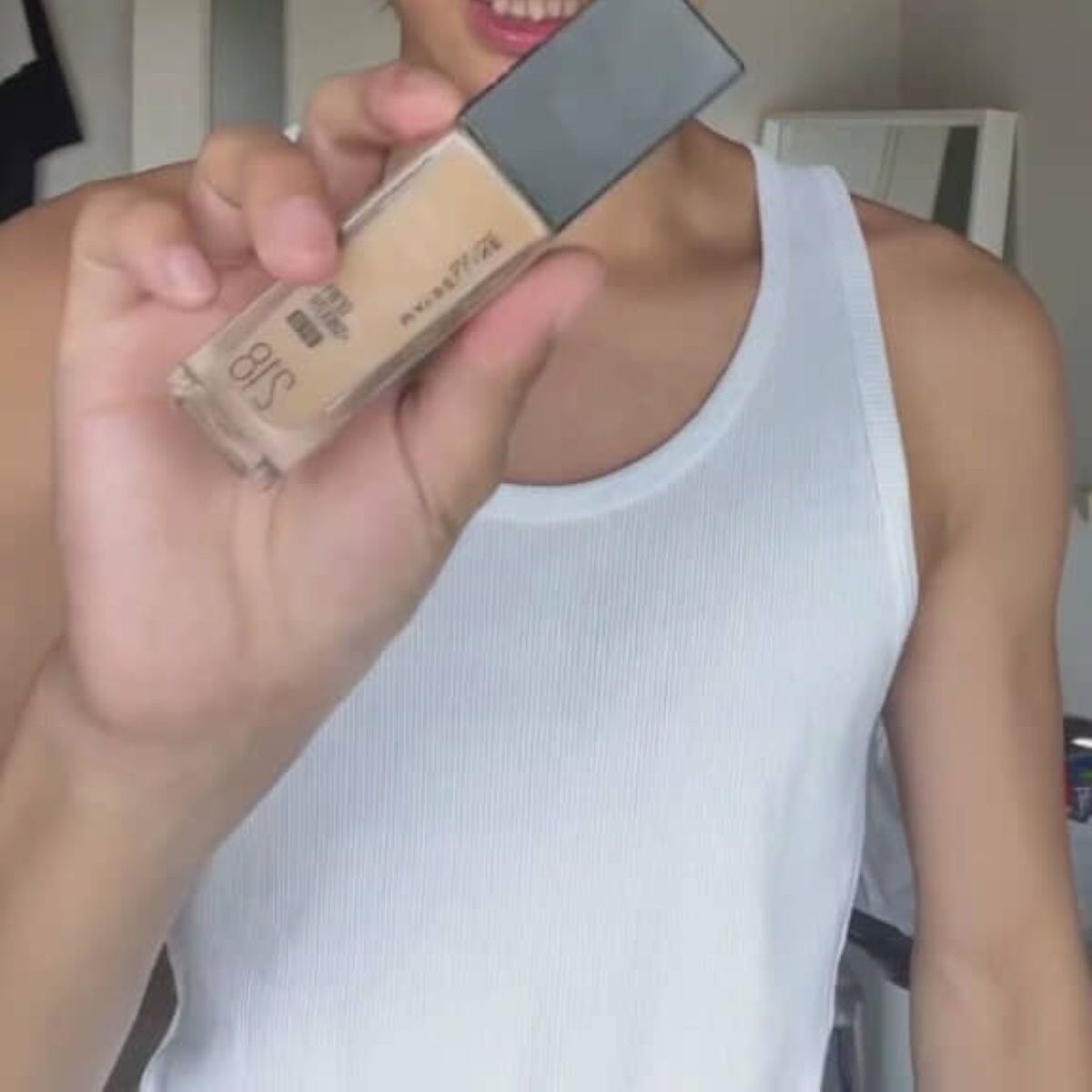 24歳男性、すっぴんからナチュラルメイクしたら……　驚きの仕上がりに「めっちゃ上手」「綾野剛そっくり」と170万再生（1/3） | ライフスタイル ねとらぼ