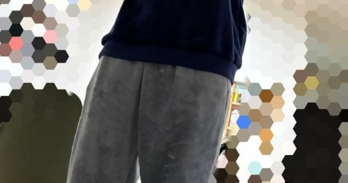 大学生息子のパジャマ→しみったれてきたので母が新調すると……？　まさかの購入品に「そのサイズあるの？」「毎日事件起きそう」（1/3） | ライフスタイル ねとらぼ