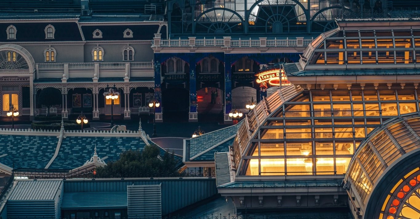 午前5時、“開園前の東京ディズニーリゾート”を撮影したら…… 息をのむ