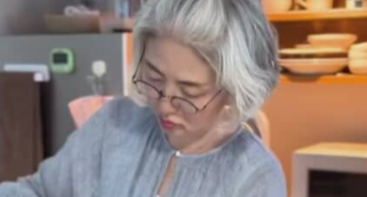 50代1人暮らし女性、友達が4人遊びに来る→腕を振るったのは……　食卓の光景に「美味しそう〜！」「私も混ぜて」（1/3） | グルメ ねとらぼ