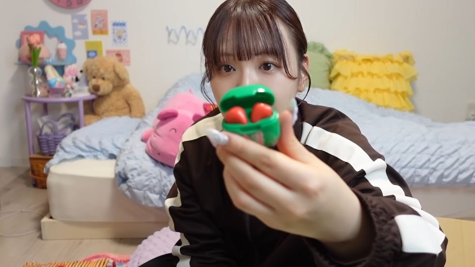 「スイカバー」＆「メロンバー」のワイヤレスイヤホン