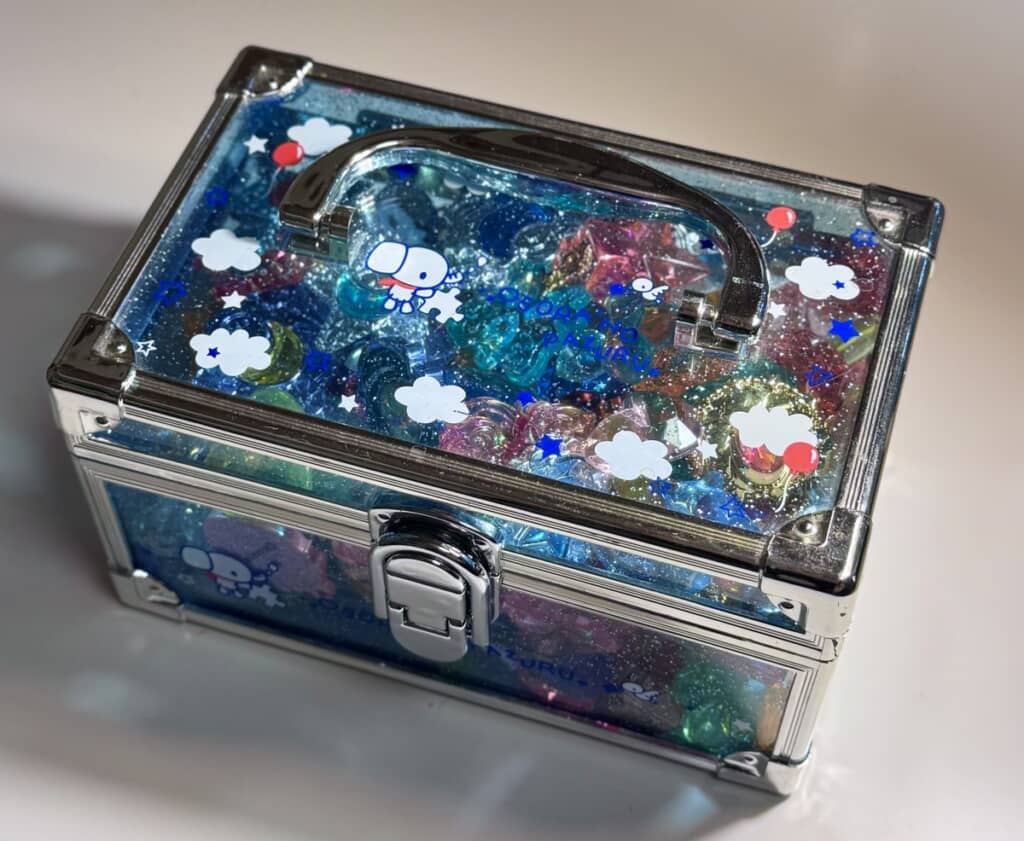 アクリル製のクリアトランク！