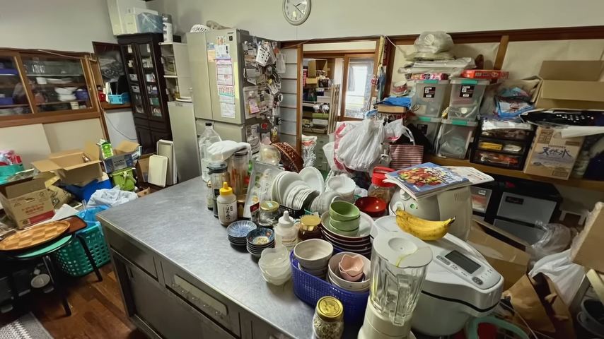 28年間片づかなかった実家のキッチン、4度目の挑戦で…… 約2週間の断捨