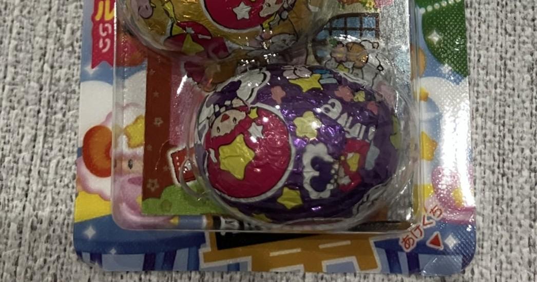 人生で初めて買った、「明治」のチョコ菓子→割ってみると…… 「えっ」驚きの中身が180万表示「初めて知った」(1/2) | グルメ ねとらぼ