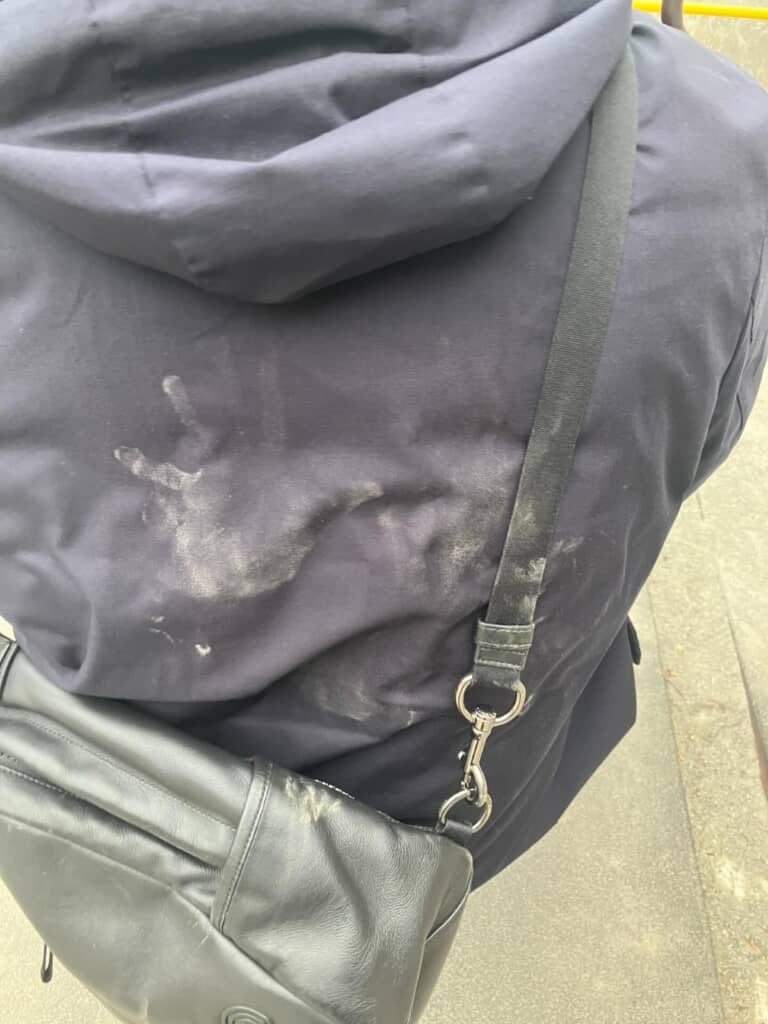 小さな手形がくっきり！