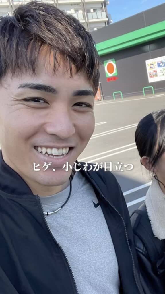 以前はヒゲや小じわが目立っていましたが……