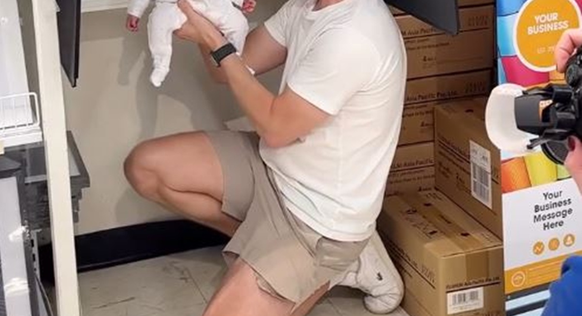 初めて赤ちゃんのパスポート写真を撮影したら……　まさかの仕上がりが1030万再生「まさにボス・ベイビー」「わははは」【海外】（1/3） | 育児 ねとらぼ