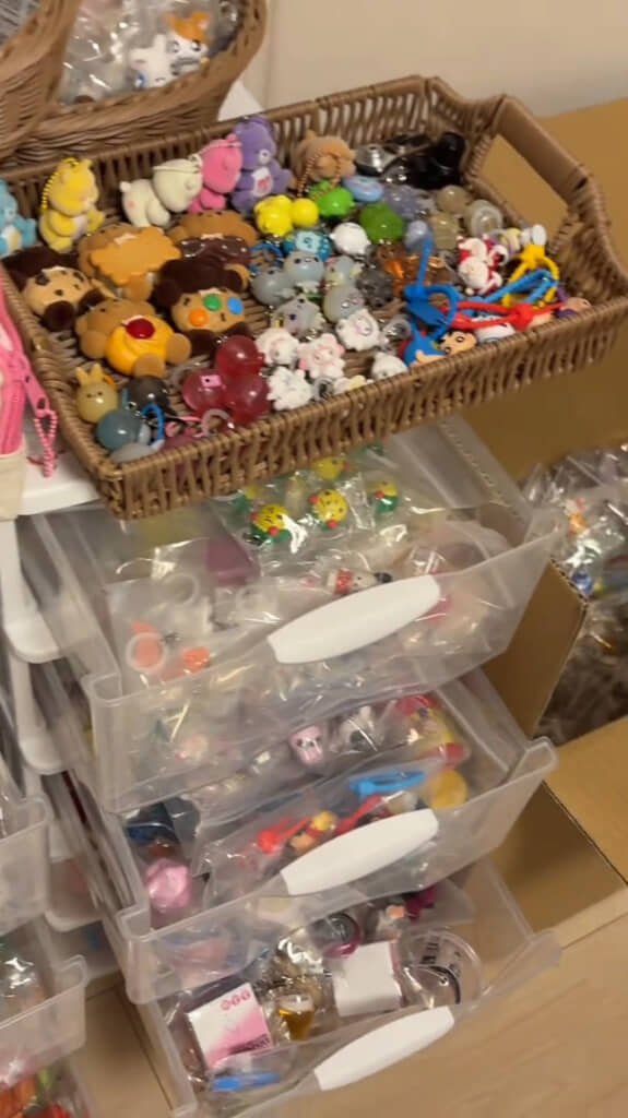 引き出しにパンパンに詰まっています