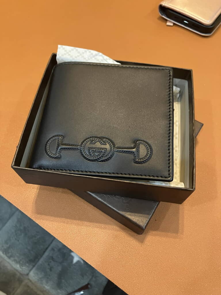 新しいお財布はそのまま
