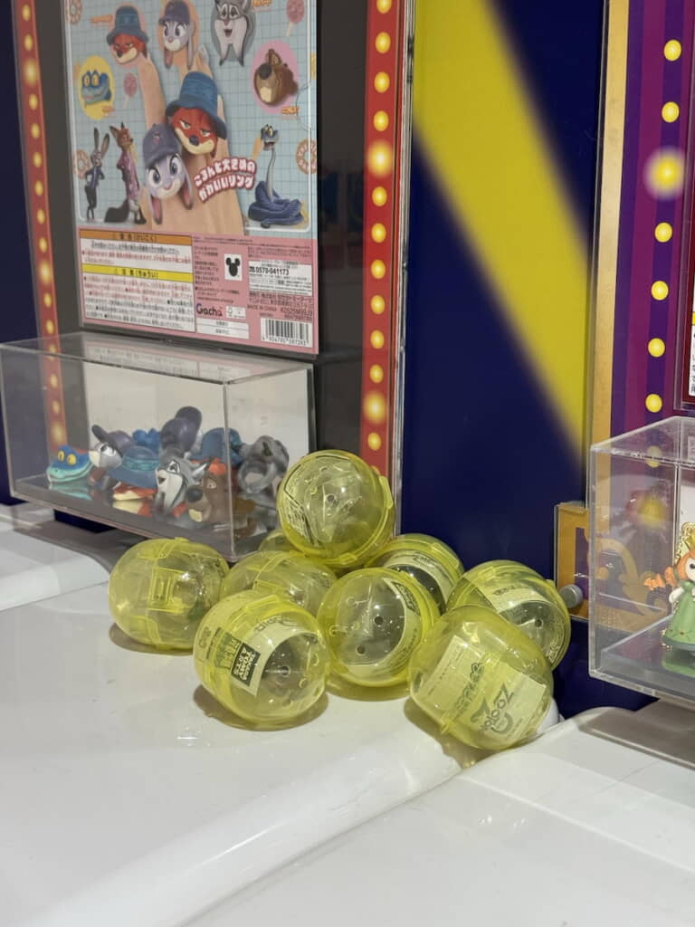 300円のガチャに9回チャレンジ