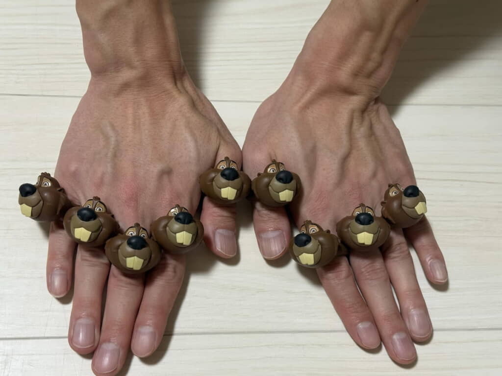 ほとんどの指に付けられる