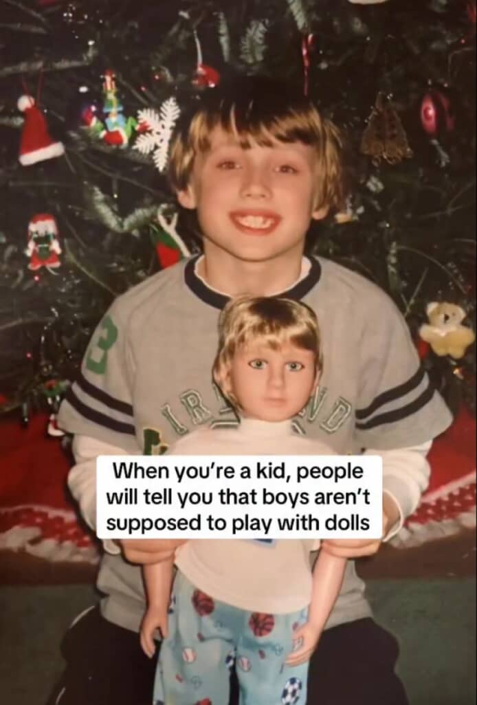 人形が大好きな少年が大人になったら……