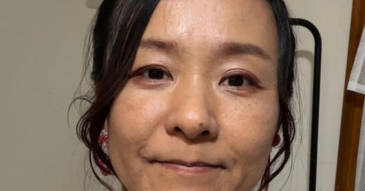 アラフォーママがChatGPTに言われた通り“似合うメイク”をしたら……「全然ちがって見えますね!!」　衝撃の仕上がりに「めっちゃ素敵」（1/2） | 美容 ねとらぼ