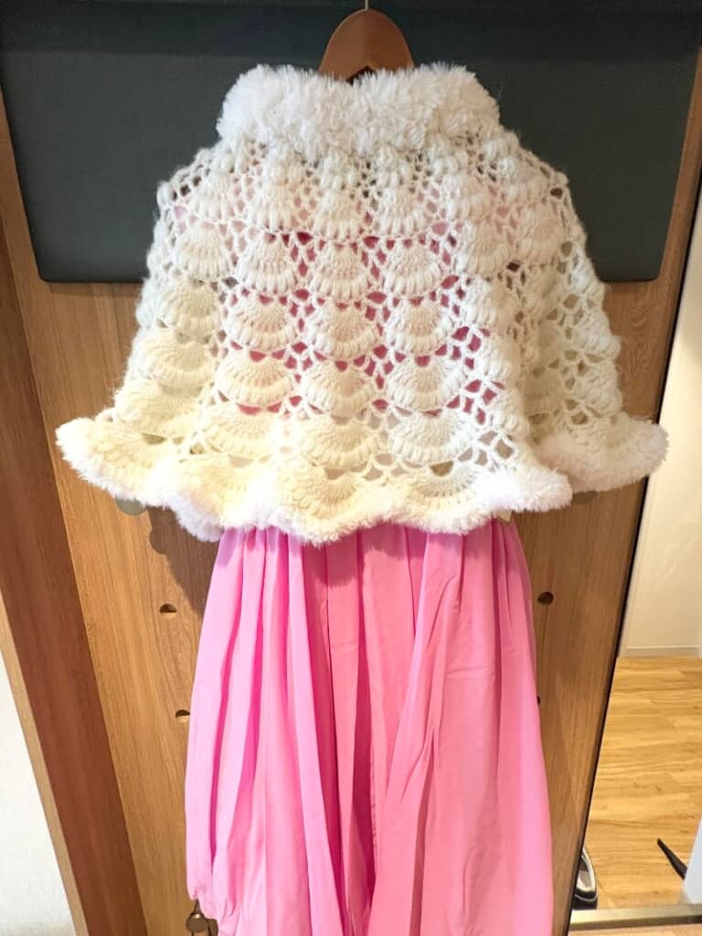 後ろから見てもかわいすぎるケープ