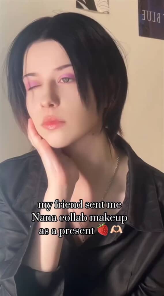 『NANA』の大崎ナナ風のコスプレメイク