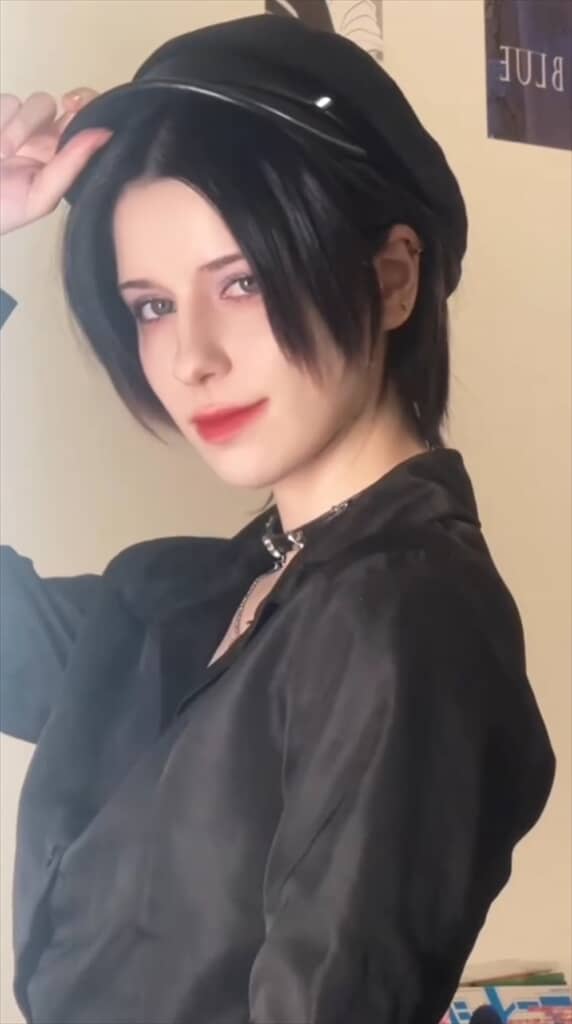 『NANA』の大崎ナナ風のコスプレメイク