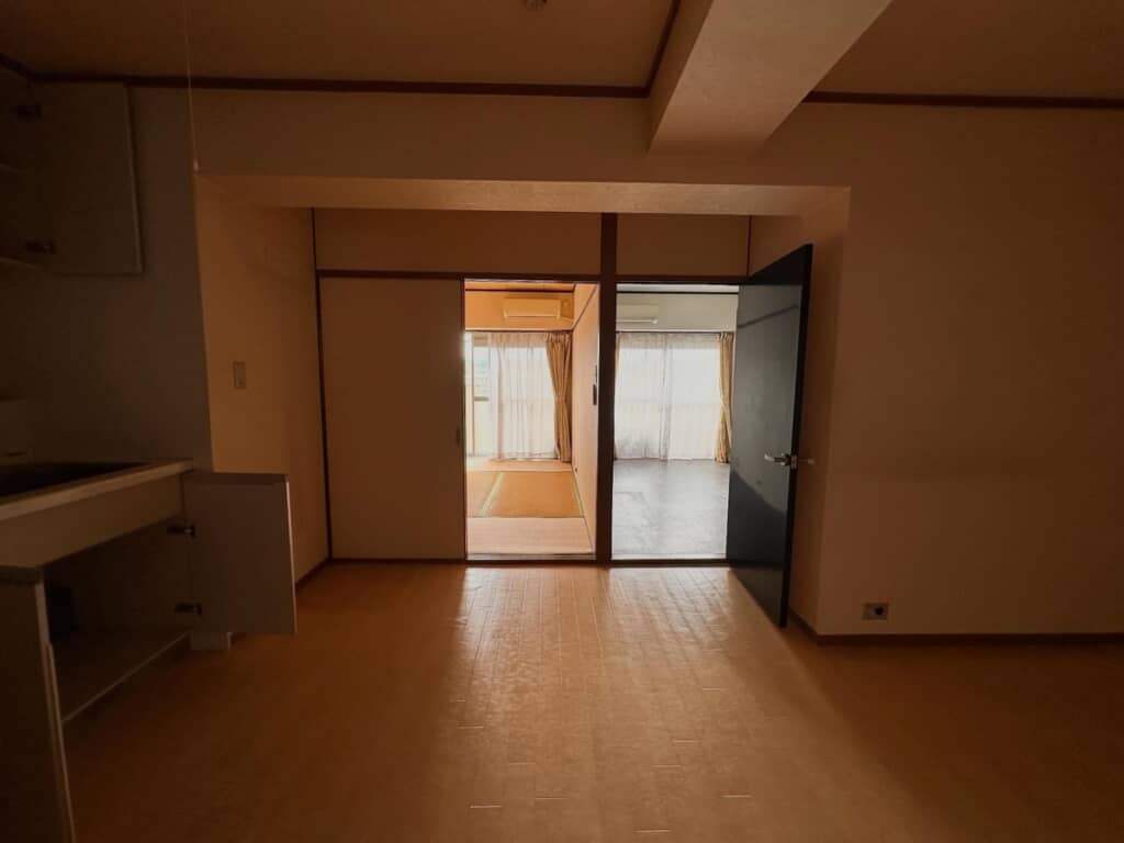 リフォーム前のキッチンダイニング