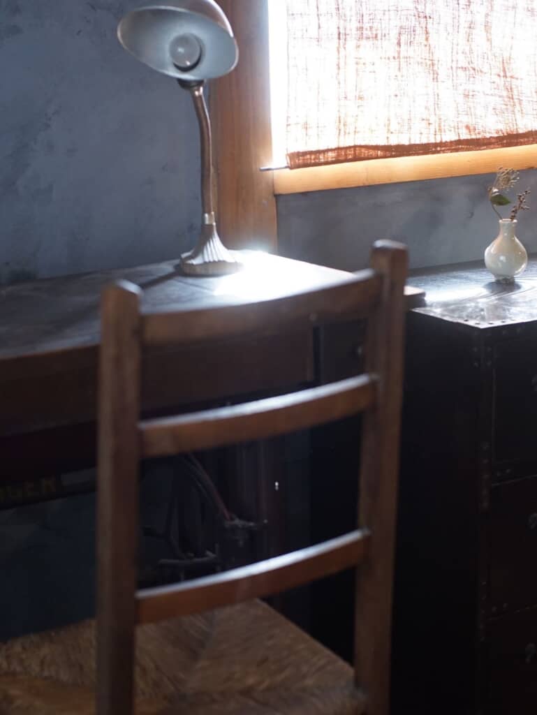 ミシン本体をしまっている状態