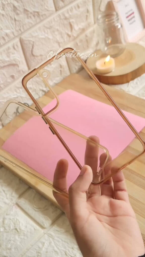 スマホケースをアレンジ