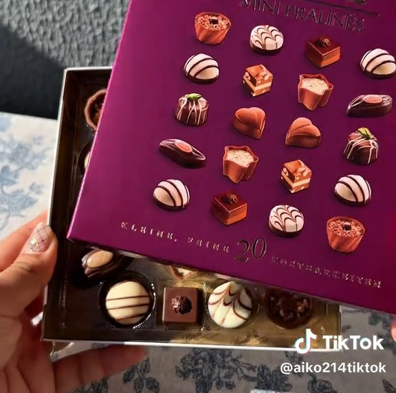 小さなチョコの9種詰め合わせ