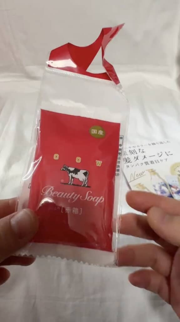 牛のマークでおなじみ赤箱せっけん