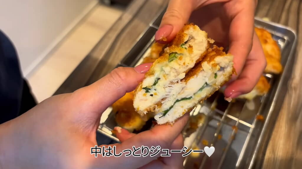 中はしっとりジューシー