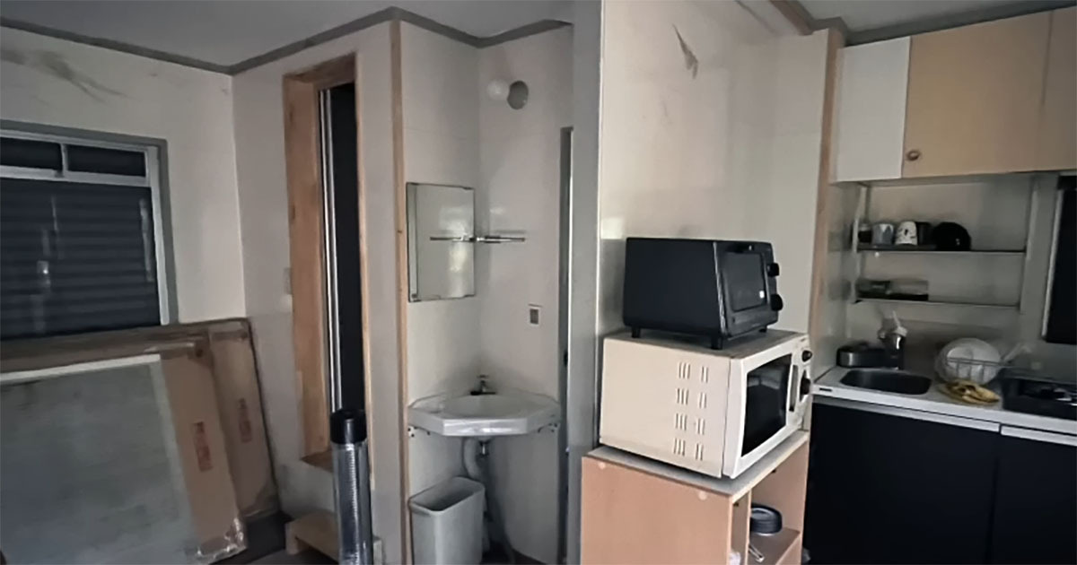 廃墟同然だった“築45年の山小屋”→女性1人でDIYし続けて3年後……　一変した現在に「とにかくオシャレ」「感動しました」（1/3） | リフォーム・リノベーション・DIY ねとらぼ