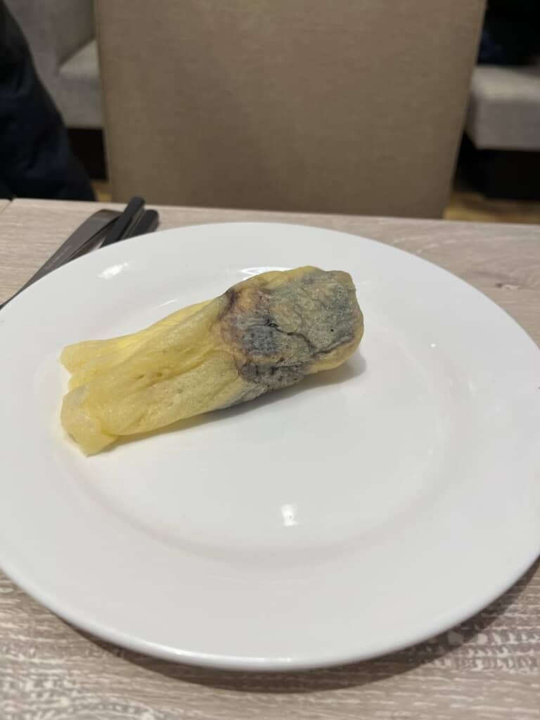 特級呪物（クレープ）！