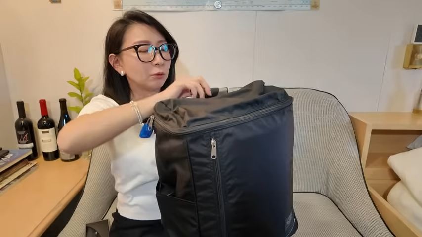 リュックとしてもキャリーとしても使えるソロ・ツーリストのバッグ