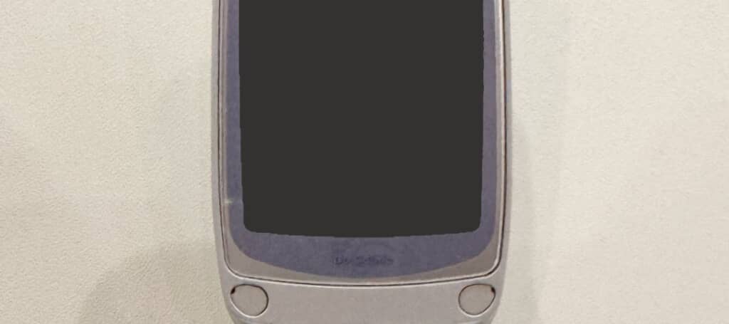 小さな液晶画面