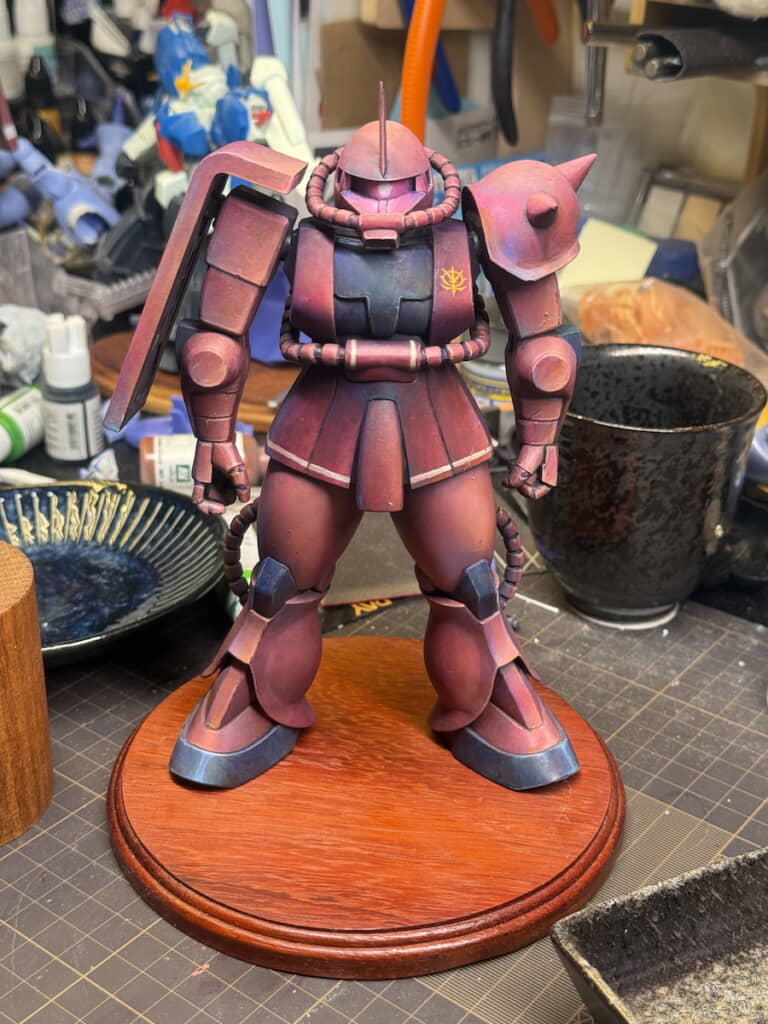 「MAX渡辺の赤い彗星ザクの製作が完了しました」