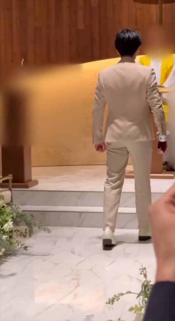 遊戯王のコスプレイヤーによるユニークな結婚式