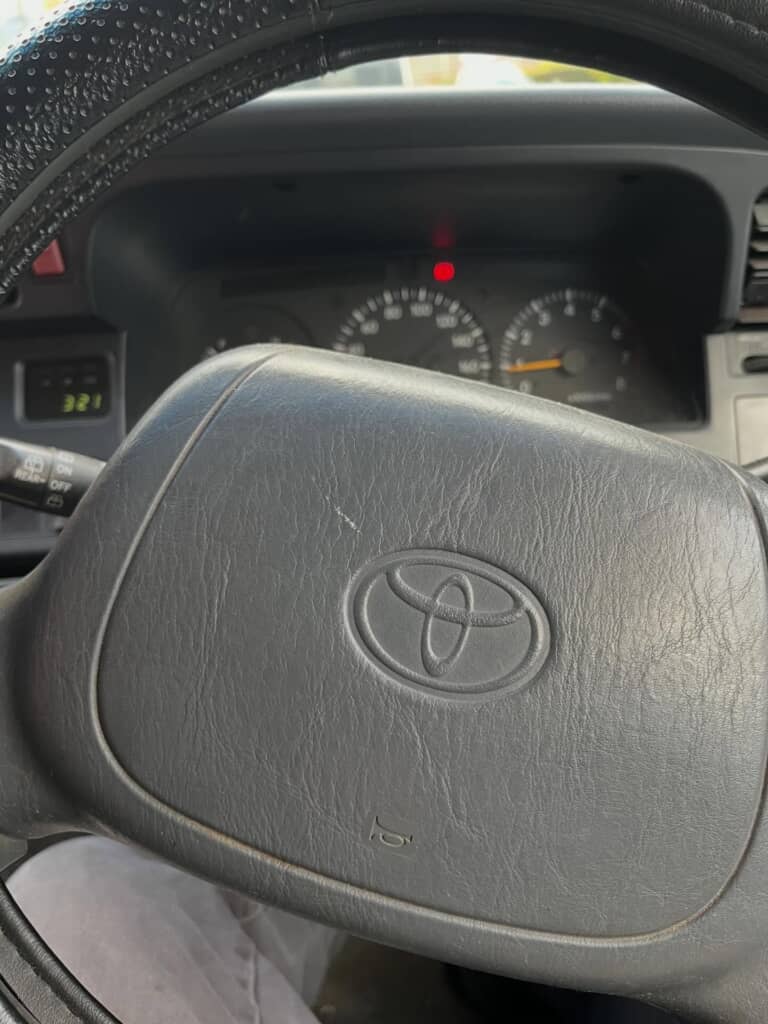 ロゴにジャストフィットな古銭