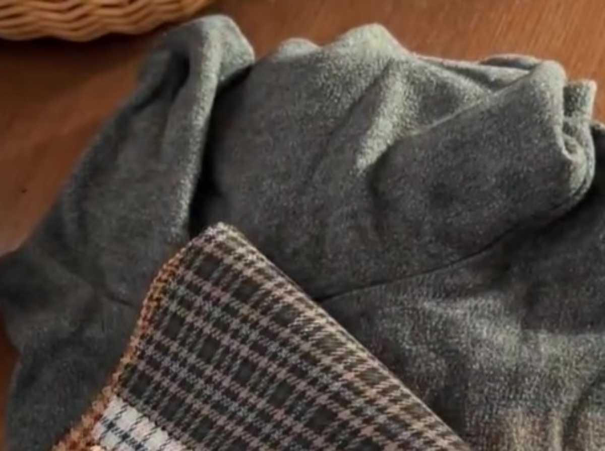 ユニクロのフリースを大胆にカットして、ハギレと縫い合わせると……　驚きのリメイク作品に「かわいいですぅ」「作ってみます」（1/3） | ハンドメイド ねとらぼ