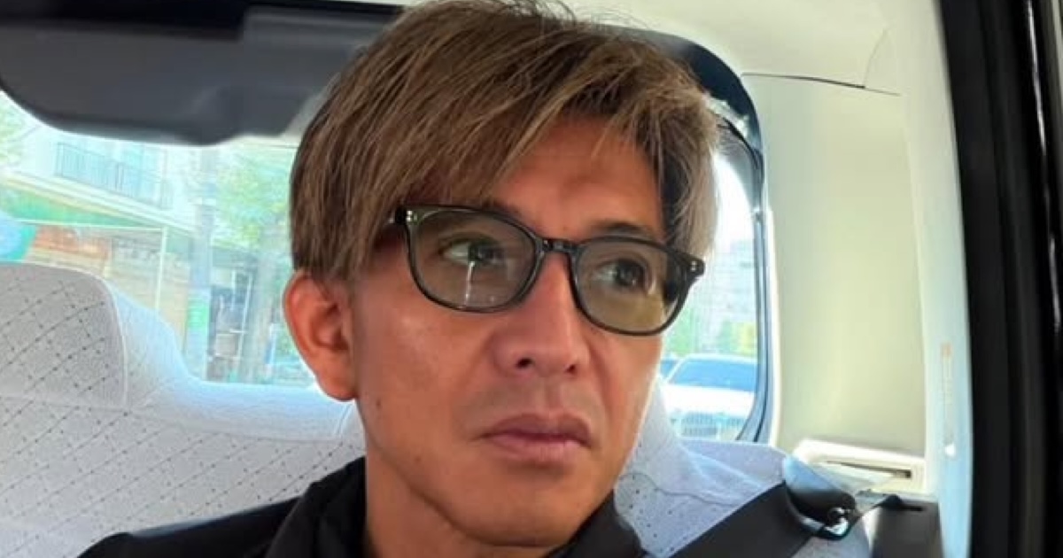 木村拓哉、“『ロンバケ』で着たTシャツ”まだ高額転売!? 当時は社会現象