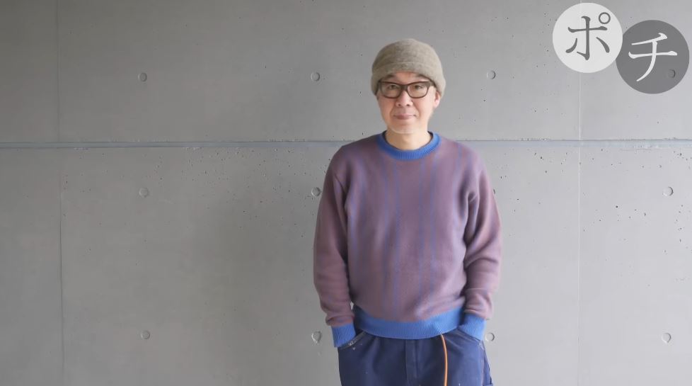 20回は着ているブルー