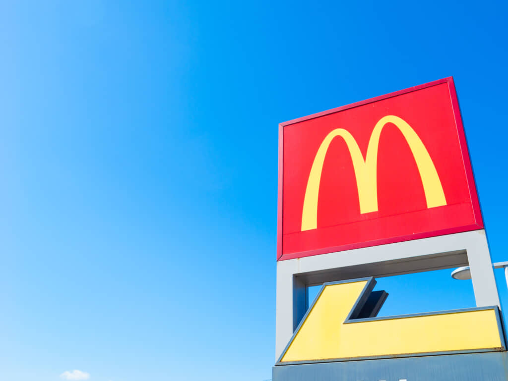 マクドナルドのイメージ（出典：PIXTA）