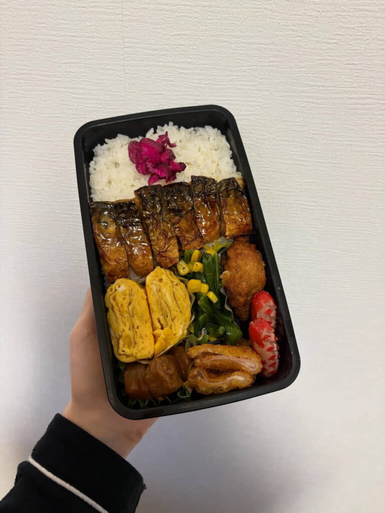 栄養バランスばっちりのお魚弁当