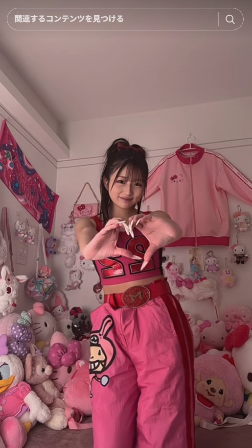 ミニモニ。時代の辻希美を再現した姿で「CRAZY ABOUT YOU」を踊る希空