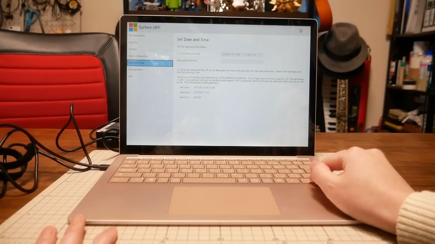 Surface Laptop 3のBIOS画面