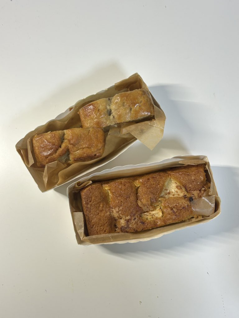 手作りのパウンドケーキまで……！