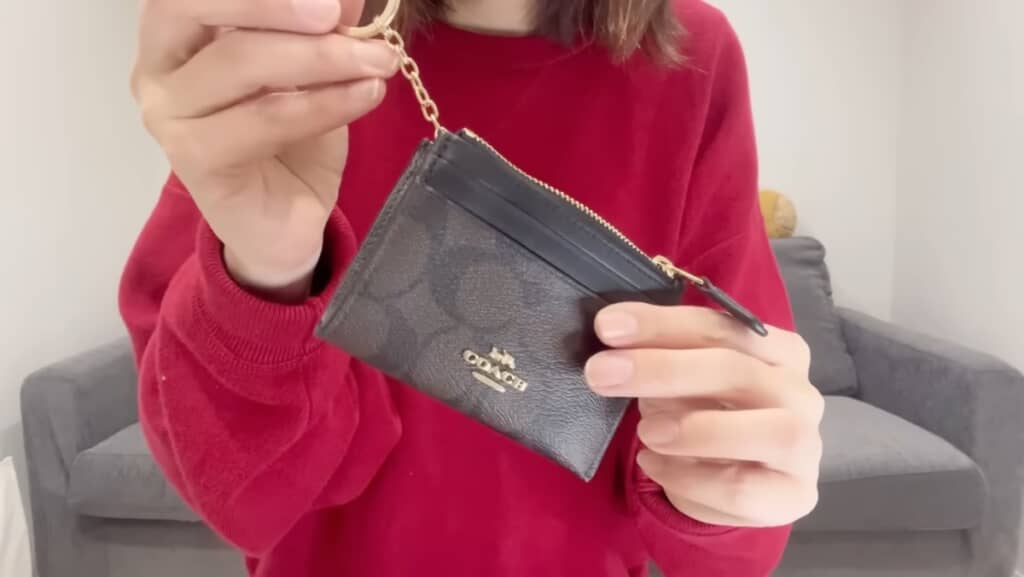 キーリング付きのキーケース