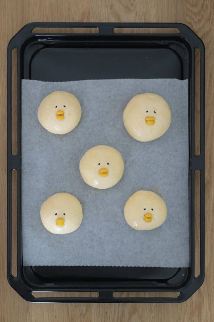 焼く前のひよこパンたち