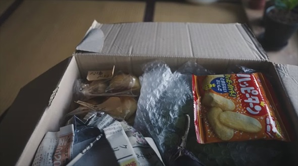 「母のイチオシ」段ボール