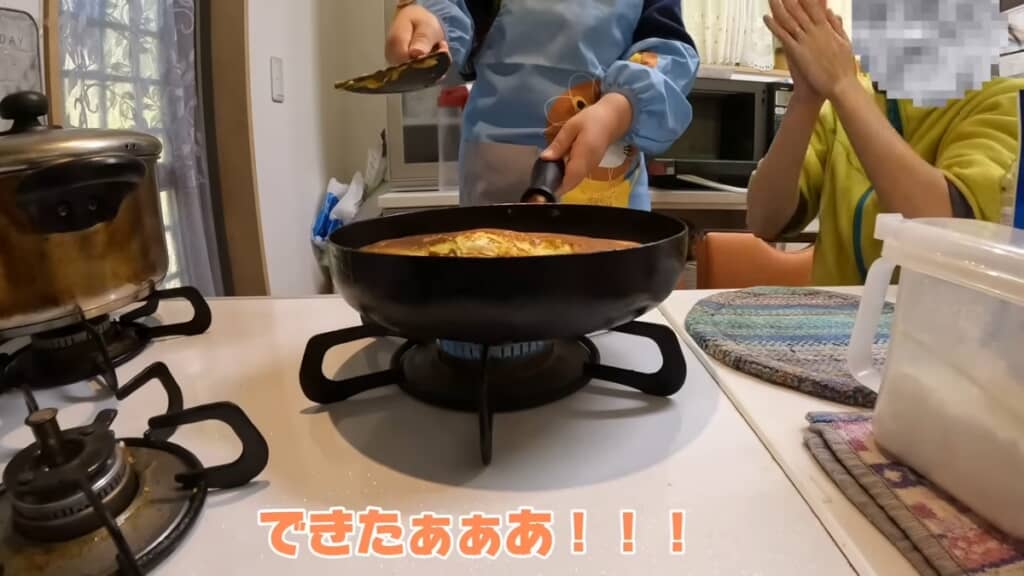 大きな卵焼きができました