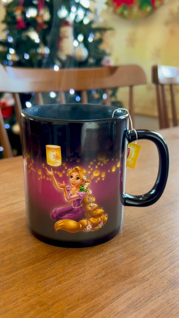 複数のランタンが見えてきました